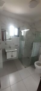 Location d'un appartement de 4 pièces sur Riviera 4