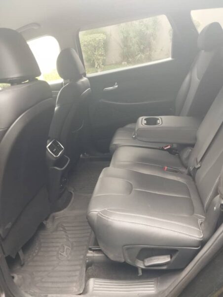 Location de SUV Hyundai Santa fe noir