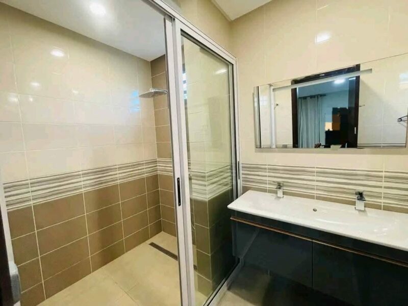 Location de Villa meublée 7 pièces sur Assinie Mafia