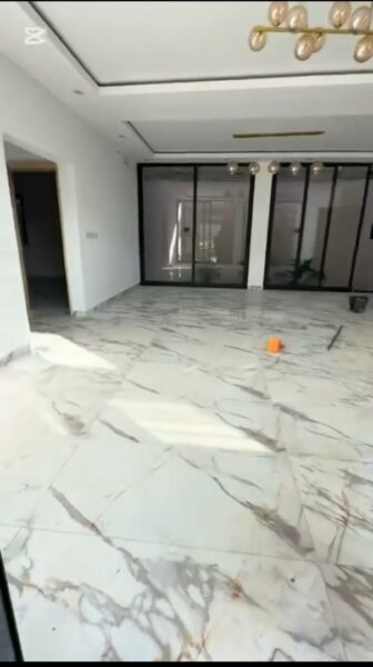 Location d'un Duplex de 7 pièces sur Bingerville M'batto