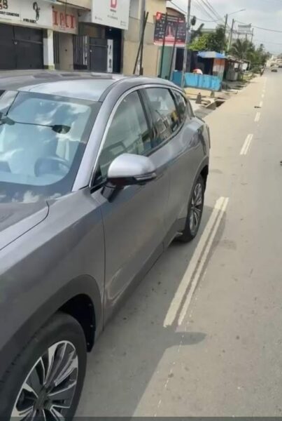 Location de SUV Jetour gris