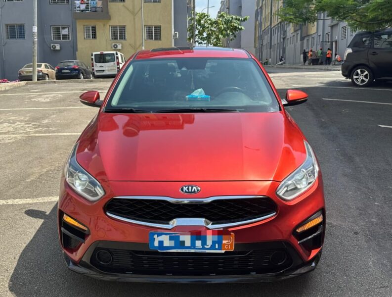 Location d'une berline Kia forte