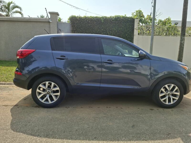 Location de Kia sportage sur Abidjan