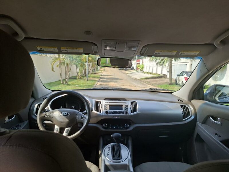 Location de Kia sportage sur Abidjan