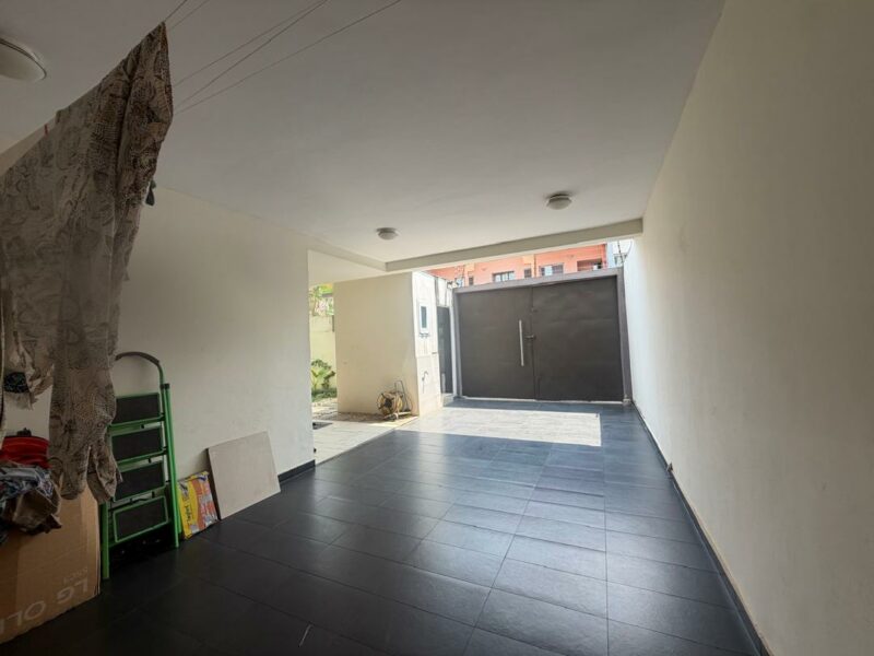 Location de Villa duplex de 5 pièces sur Cocody Riviera 3