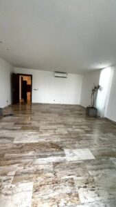 Location d'un appartement de type 5 pièces sur Cocody Golf