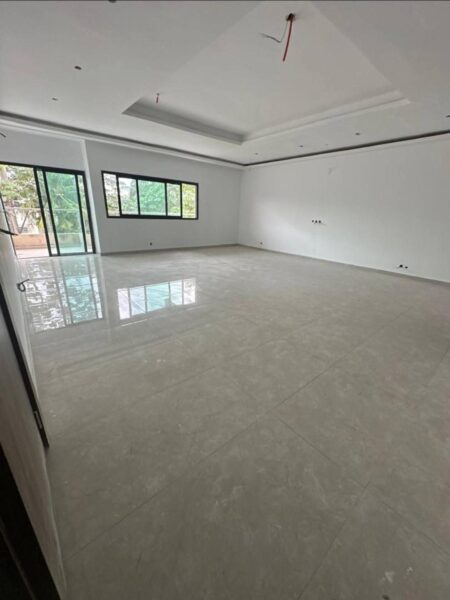 Location d'une Villa duplex haut standing de 15 pièces sur Deux plateaux Vallon