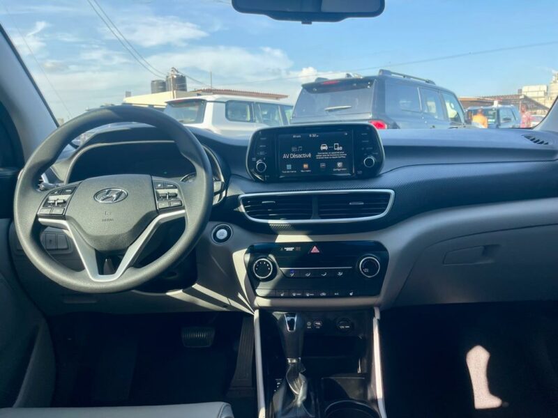 Location de Hyundai Santa Fe rouge