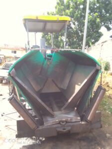 Location de finisseur d'asphalte pour vos travaux