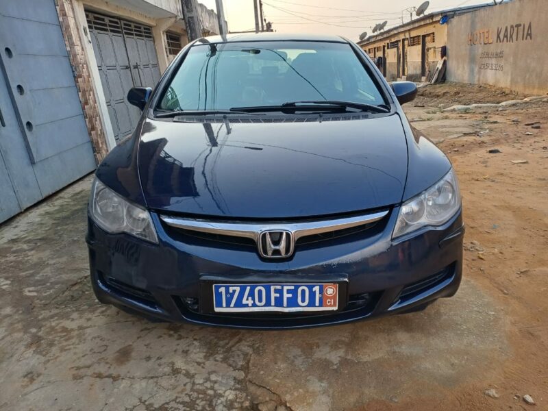 Location d'une Honda Civic 2010