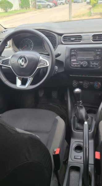 Location de Renault Duster sur Abidjan
