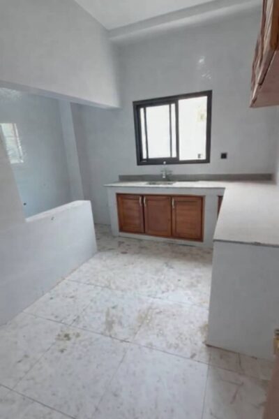 Location d'un appartement de 4 pièces sur Cocody Ephrata