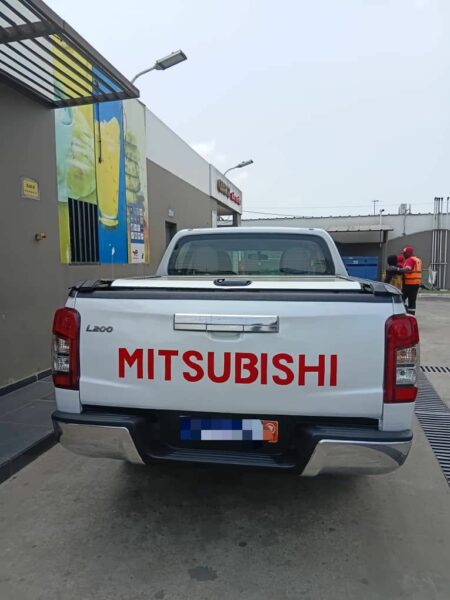 Location de Mitsubishi L200 4X4
