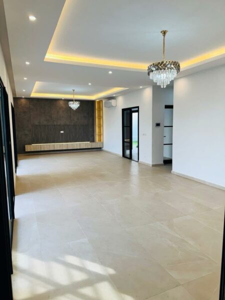 Location d'un appartement de 7 pièces sur Cocody deux plateaux Vallon