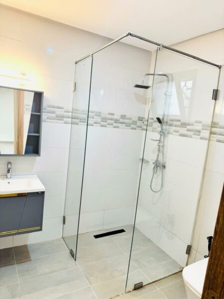 Location d'un appartement de 7 pièces sur Cocody deux plateaux Vallon