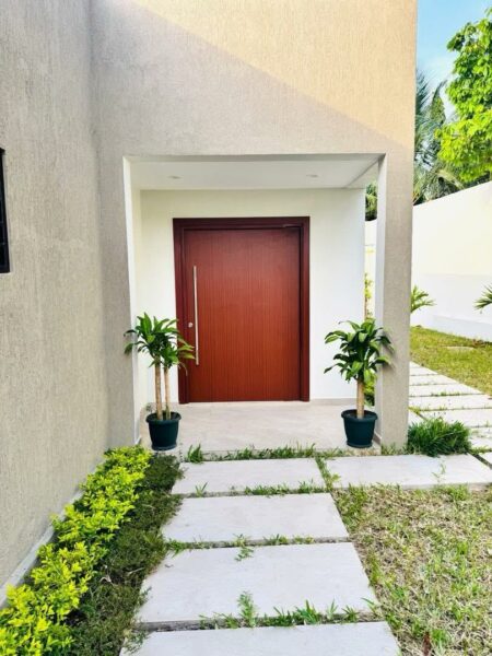 Location d'un appartement de 7 pièces sur Cocody deux plateaux Vallon