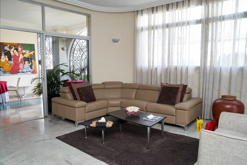 Location d'une Villa Duplex de 7 pièces sur Deux plateaux Vallon