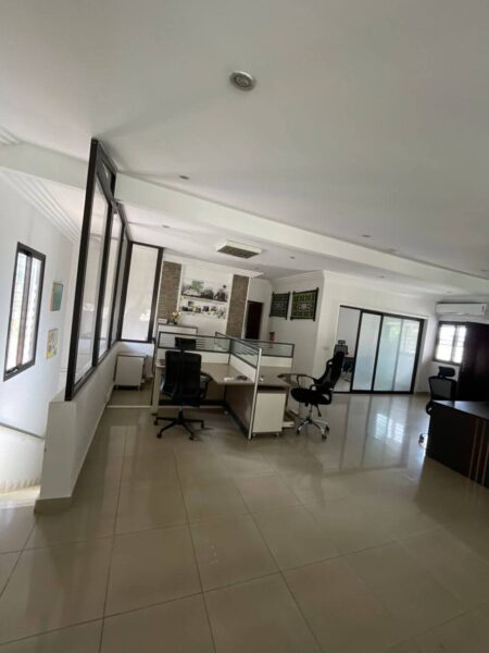 Location de Villa Duplex de 8 pièces sur Cocody Deux Plateaux