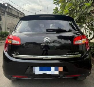 Location d'une CITROËN C4 AIR CROSS 2014