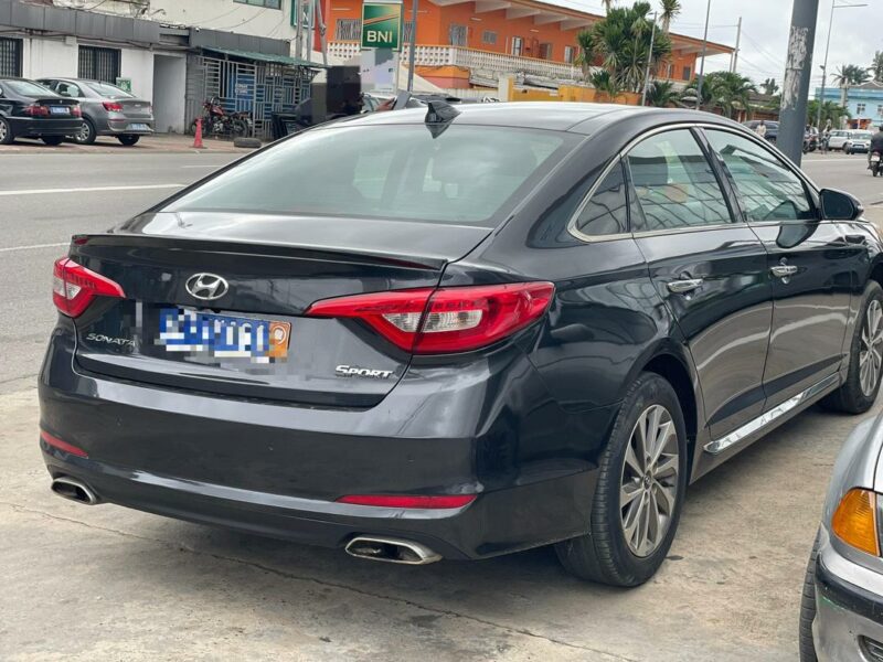 Location de berline Hyundai Sonata Sport 2016