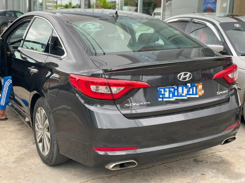 Location de berline Hyundai Sonata Sport 2016