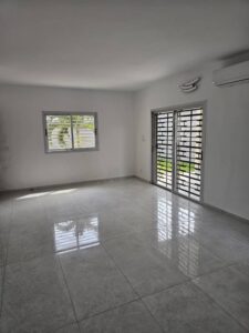 Location d'une Villa Duplex 4 pièces sur Riviera 3