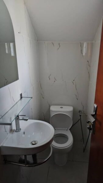 Location d'une Villa Duplex 4 pièces sur Riviera 3