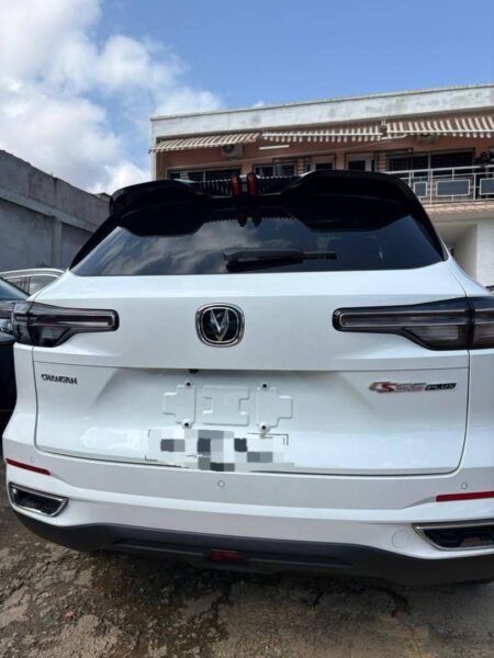 Location d'un SUV Changan