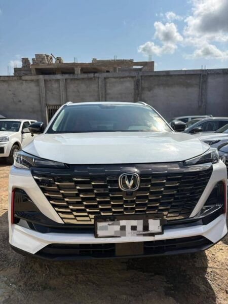 Location d'un SUV Changan