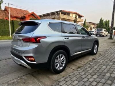 Location d'un SUV Hyundai SantaFe