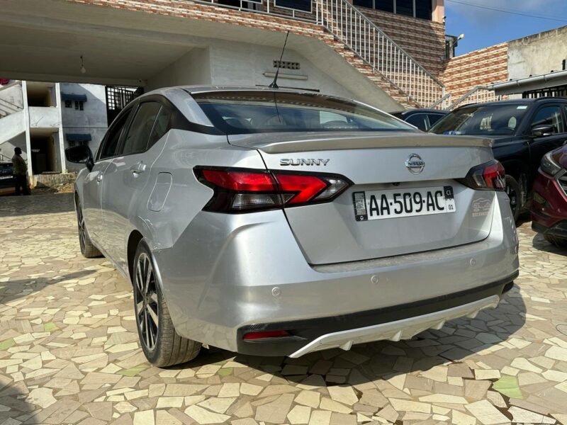 Location de CITROËN BERLINGO