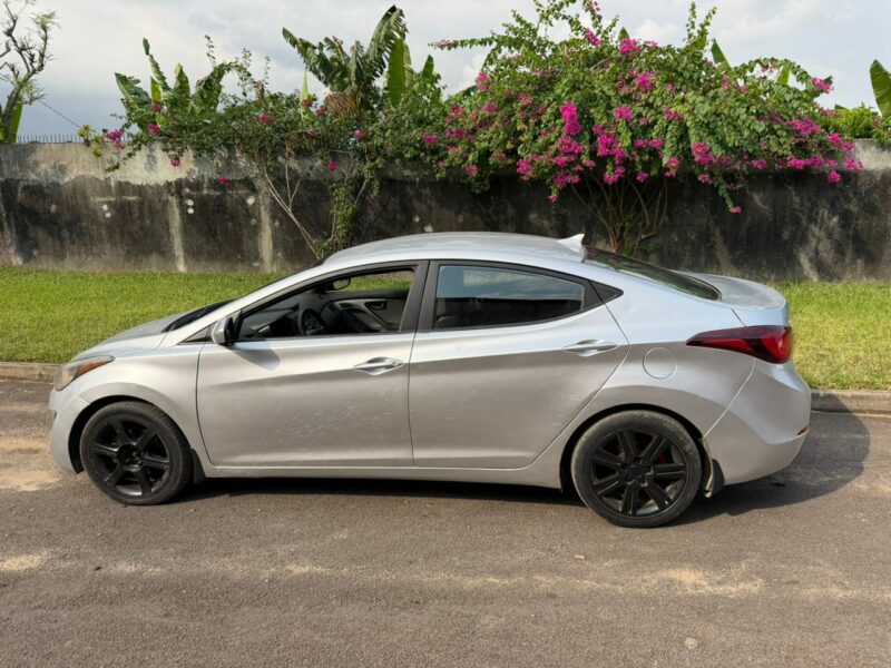 Location de Hyundai Elantra 2015