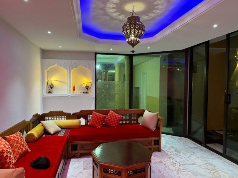 Location d'une Superbe Villa Duplex de 6 pièces sur Riviera 4