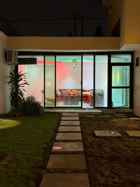 Location d'une Superbe Villa Duplex de 6 pièces sur Riviera 4