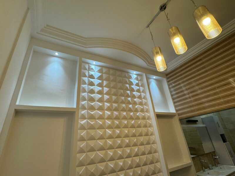 Location d'une Superbe Villa Duplex de 6 pièces sur Riviera 4