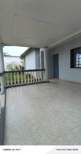 Location de Villa basse de 5 pièces sur Riviera 3