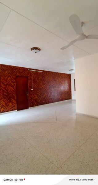 Location de Villa basse de 5 pièces sur Riviera 3