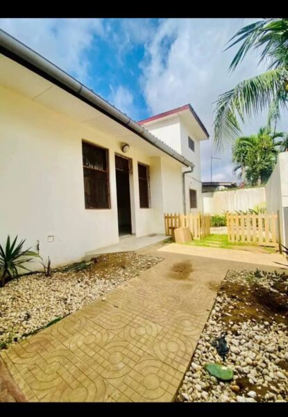 Location d'un Duplex de 5 pièces sur Cocody Riviera