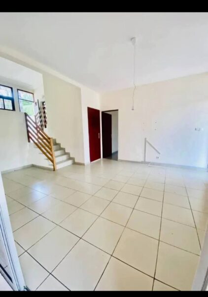 Location d'un Duplex de 5 pièces sur Cocody Riviera