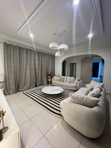 Location d'appartement de 4 pièces sur Riviera Attoban