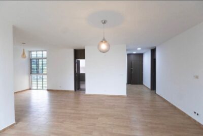 Location d'un appartement de 4 pièces sur Cocody Golf