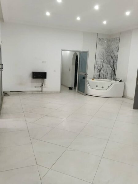Location d'appartement meublée de 4 pièces sur Riviera Golf