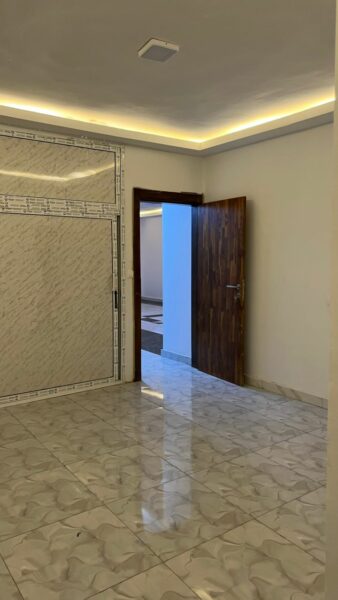 Location d'appartement de 2 & 3 pièces sur Angré Gestoci