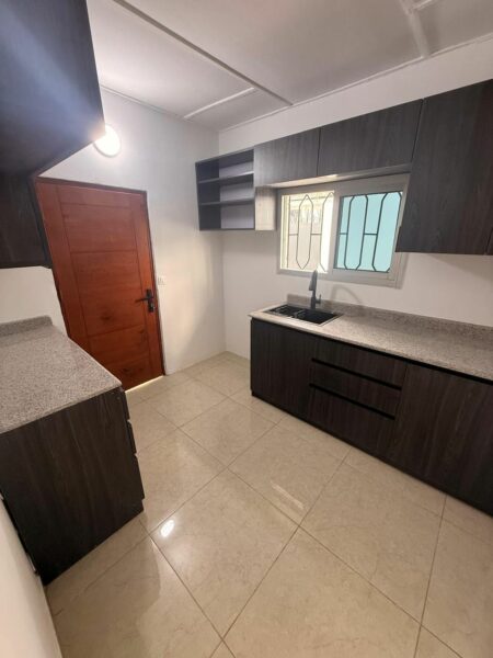 Location de Villa de 4 pièces avec dépendance sur Abata