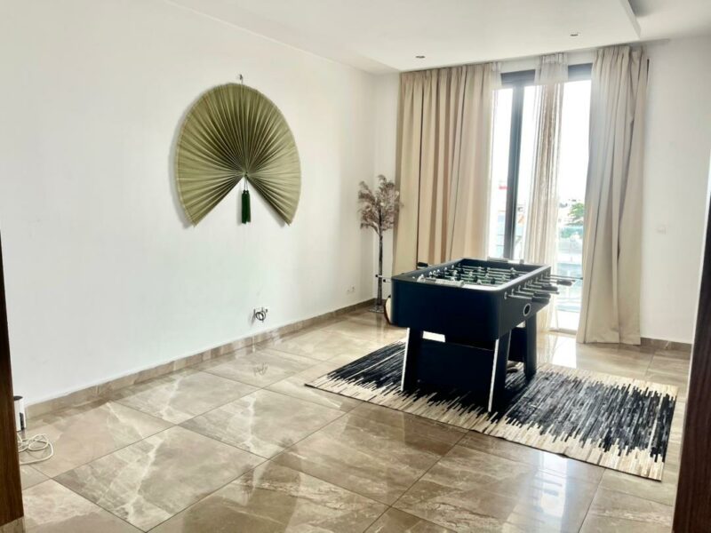 Location d'un appartement meublé de 4 pièces sur Riviera Golf