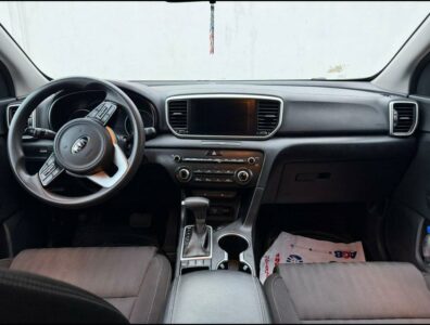 Location d'un Kia Sportage sur Abidjan