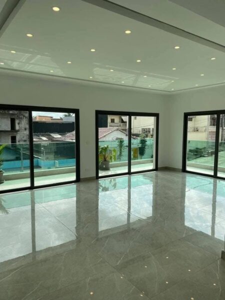 Location d'appartement de 4 pièces sur Riviera Bonoumin