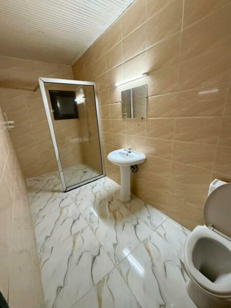 Location d'une villa duplex de 5 pièces sur Riviera bonoumin