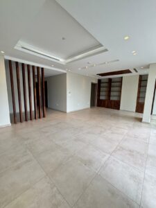 Location d'un appartement de 3 pièces sur Marcory Zone 4