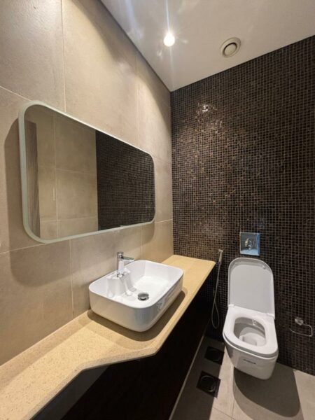 Location d'un appartement de 3 pièces sur Marcory Zone 4